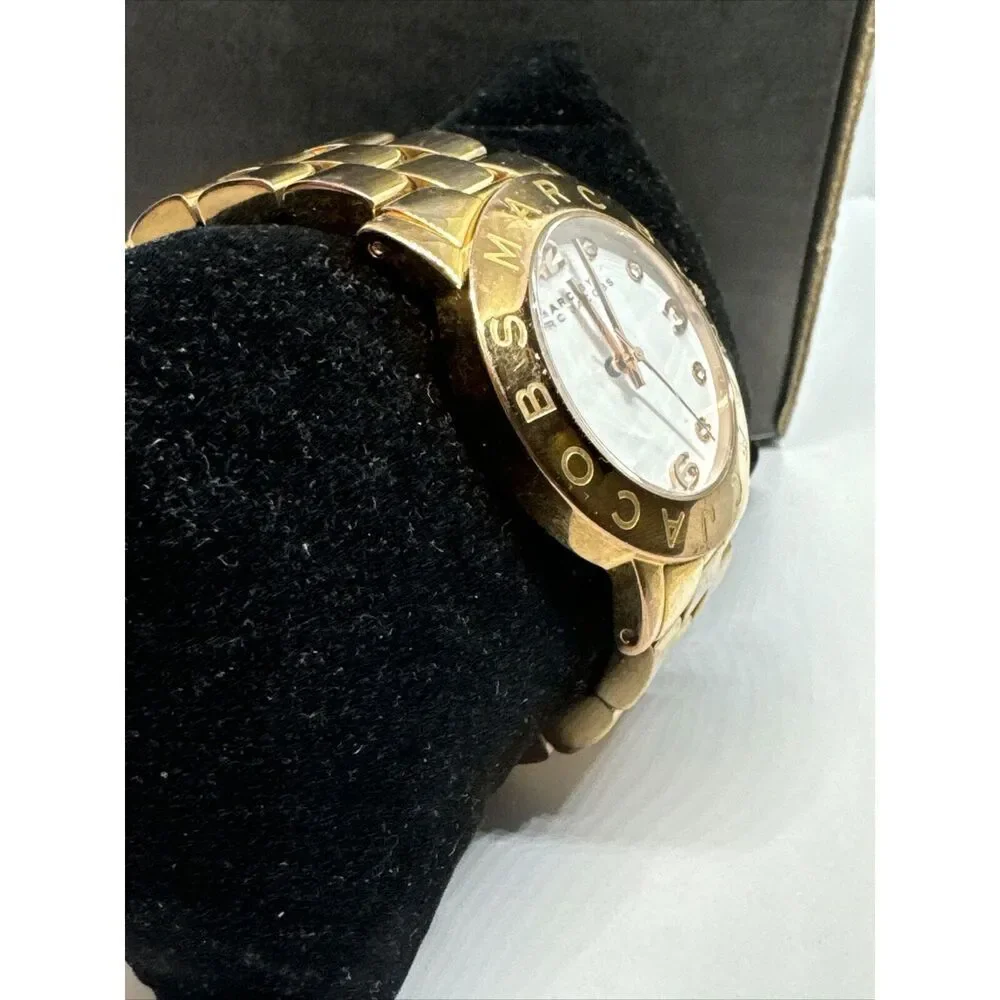 Marc Jacobs MBM3077 Women's Gold Stainless Steel Analog Dial Quartz Watch JNA191